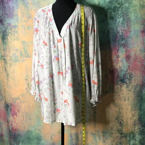 ๐ Floral Spring / Summer Plus Size Pull On 3/4 Sleeves Blouse - Picture 6 of 13